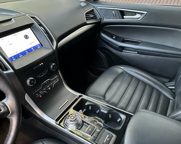 Серый Форд Эдж, объемом двигателя 2 л и пробегом 123 тыс. км за 17300 $, фото 22 на Automoto.ua