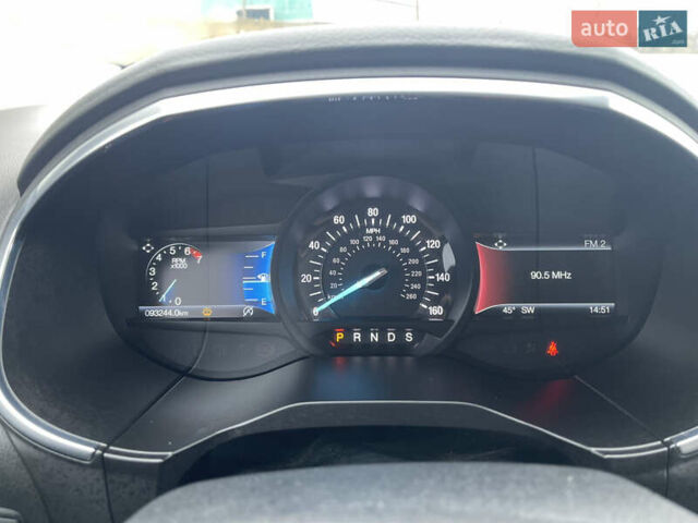 Серый Форд Эдж, объемом двигателя 2 л и пробегом 93 тыс. км за 19600 $, фото 29 на Automoto.ua