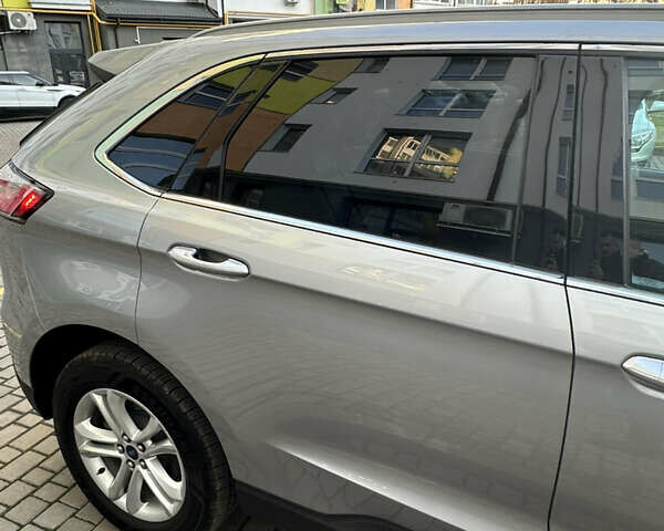 Серый Форд Эдж, объемом двигателя 2 л и пробегом 123 тыс. км за 17300 $, фото 7 на Automoto.ua