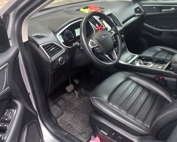 Серый Форд Эдж, объемом двигателя 2 л и пробегом 28 тыс. км за 21999 $, фото 16 на Automoto.ua