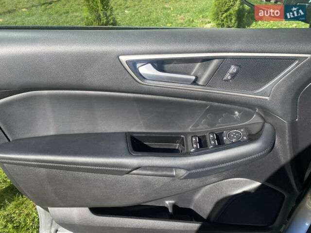 Сірий Форд Едж, об'ємом двигуна 2 л та пробігом 123 тис. км за 17600 $, фото 24 на Automoto.ua
