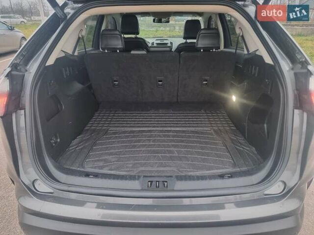 Сірий Форд Едж, об'ємом двигуна 2 л та пробігом 152 тис. км за 16900 $, фото 8 на Automoto.ua