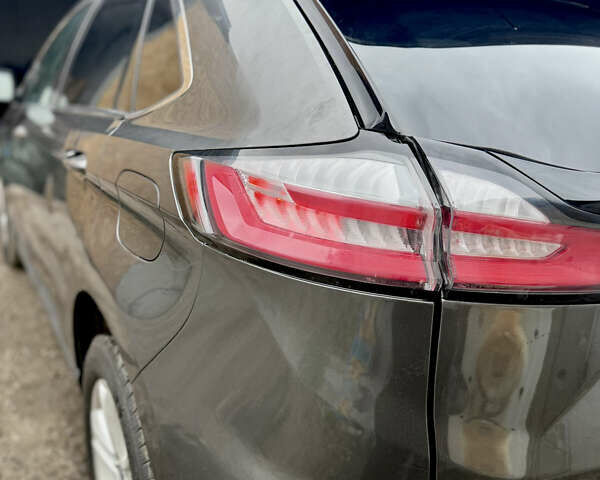 Форд Едж 2020 у Харкові на Automoto.ua Сірий Форд Едж, об'ємом двигуна 0 л та пробігом 25 тис. км за 16000 $, фото 10 на Automoto.ua