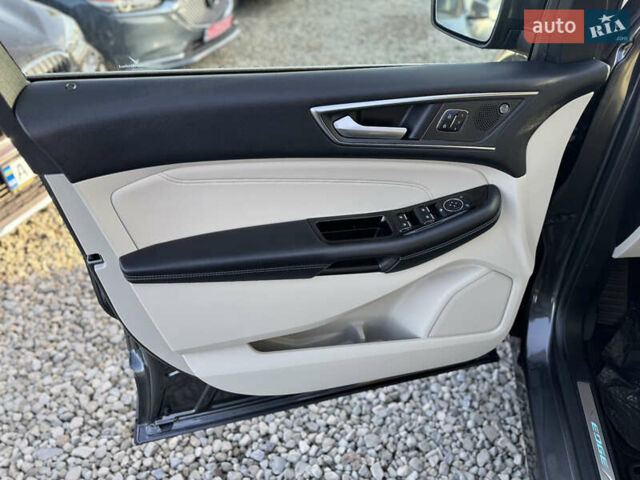 Сірий Форд Едж, об'ємом двигуна 2 л та пробігом 122 тис. км за 19500 $, фото 18 на Automoto.ua