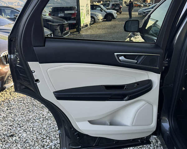 Сірий Форд Едж, об'ємом двигуна 2 л та пробігом 122 тис. км за 19500 $, фото 25 на Automoto.ua
