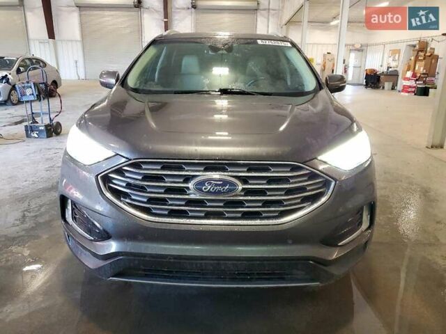 Форд Эдж 2020 в Черновцах на Automoto.ua Серый Форд Эдж, объемом двигателя 2 л и пробегом 152 тыс. км за 4600 $, фото 4 на Automoto.ua