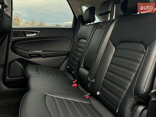 Серый Форд Эдж, объемом двигателя 2 л и пробегом 70 тыс. км за 19800 $, фото 18 на Automoto.ua