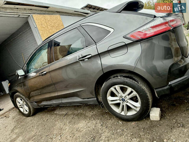 Форд Едж 2020 у Харкові на Automoto.ua Сірий Форд Едж, об'ємом двигуна 0 л та пробігом 25 тис. км за 16000 $, фото 12 на Automoto.ua