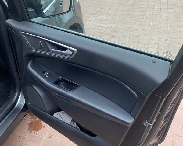 Серый Форд Эдж, объемом двигателя 2 л и пробегом 151 тыс. км за 18699 $, фото 18 на Automoto.ua