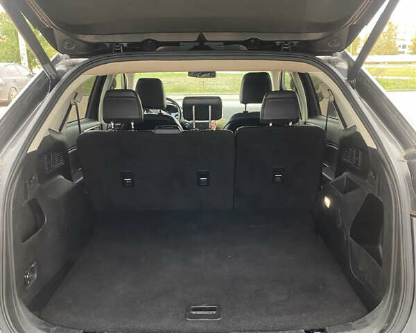 Серый Форд Эдж, объемом двигателя 2 л и пробегом 151 тыс. км за 18699 $, фото 11 на Automoto.ua