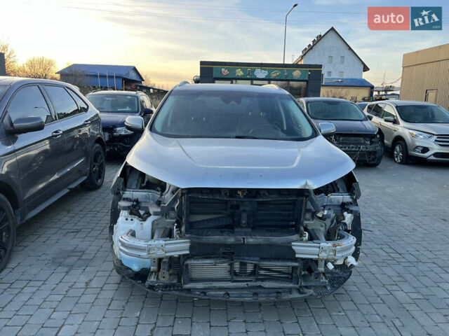 Сірий Форд Едж, об'ємом двигуна 2 л та пробігом 129 тис. км за 12800 $, фото 1 на Automoto.ua