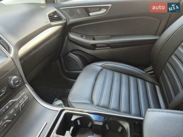 Серый Форд Эдж, объемом двигателя 2 л и пробегом 55 тыс. км за 22500 $, фото 7 на Automoto.ua