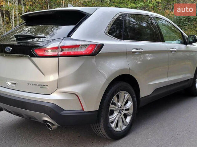 Сірий Форд Едж, об'ємом двигуна 2 л та пробігом 47 тис. км за 16600 $, фото 1 на Automoto.ua