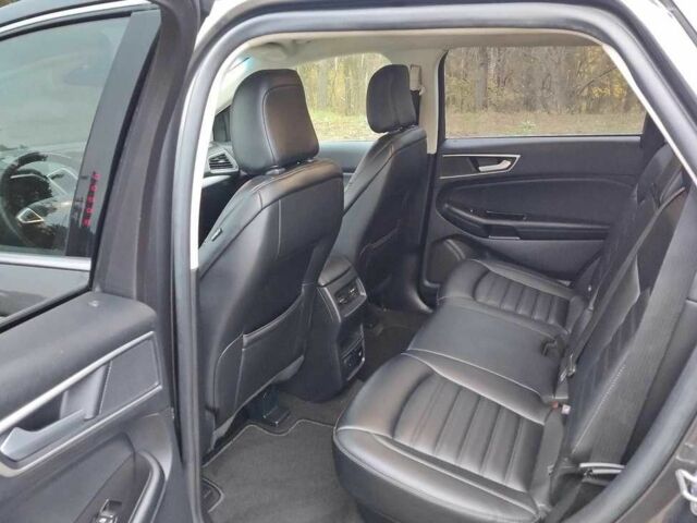 Серый Форд Эдж, объемом двигателя 2 л и пробегом 98 тыс. км за 12600 $, фото 10 на Automoto.ua