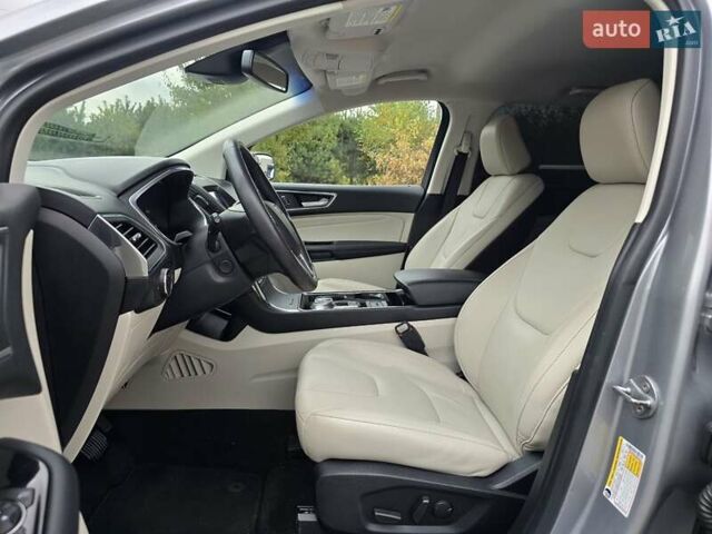 Сірий Форд Едж, об'ємом двигуна 2 л та пробігом 130 тис. км за 20999 $, фото 27 на Automoto.ua