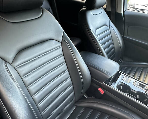 Серый Форд Эдж, объемом двигателя 2 л и пробегом 123 тыс. км за 17300 $, фото 39 на Automoto.ua