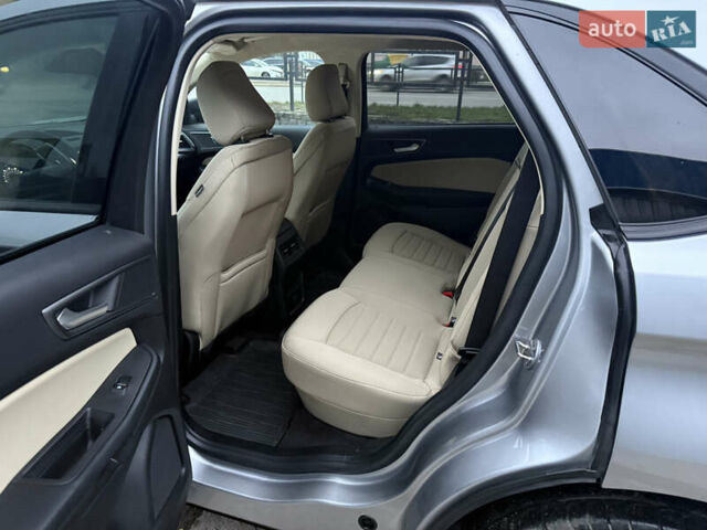 Сірий Форд Едж, об'ємом двигуна 2 л та пробігом 43 тис. км за 22499 $, фото 13 на Automoto.ua
