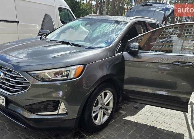 Серый Форд Эдж, объемом двигателя 2 л и пробегом 108 тыс. км за 17700 $, фото 4 на Automoto.ua