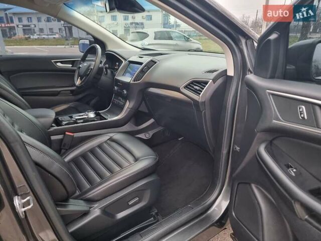Сірий Форд Едж, об'ємом двигуна 2 л та пробігом 152 тис. км за 16900 $, фото 15 на Automoto.ua