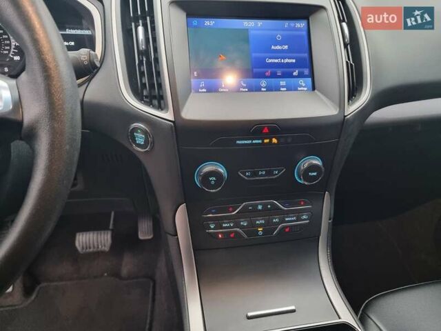 Сірий Форд Едж, об'ємом двигуна 2 л та пробігом 152 тис. км за 16900 $, фото 20 на Automoto.ua