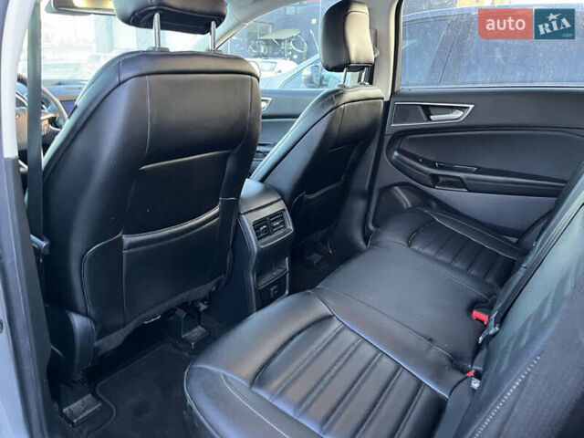 Сірий Форд Едж, об'ємом двигуна 2 л та пробігом 129 тис. км за 12800 $, фото 9 на Automoto.ua