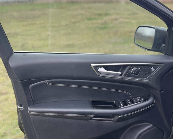 Серый Форд Эдж, объемом двигателя 2 л и пробегом 93 тыс. км за 19600 $, фото 35 на Automoto.ua