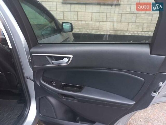 Серый Форд Эдж, объемом двигателя 2 л и пробегом 28 тыс. км за 21999 $, фото 6 на Automoto.ua