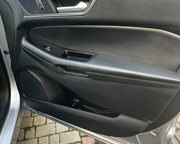 Серый Форд Эдж, объемом двигателя 2 л и пробегом 123 тыс. км за 17300 $, фото 36 на Automoto.ua