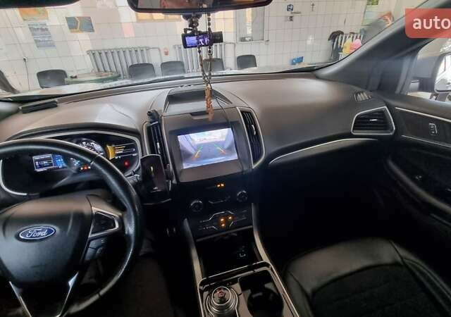 Сірий Форд Едж, об'ємом двигуна 2 л та пробігом 133 тис. км за 20550 $, фото 16 на Automoto.ua