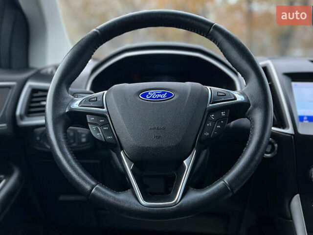 Серый Форд Эдж, объемом двигателя 2 л и пробегом 70 тыс. км за 19800 $, фото 7 на Automoto.ua