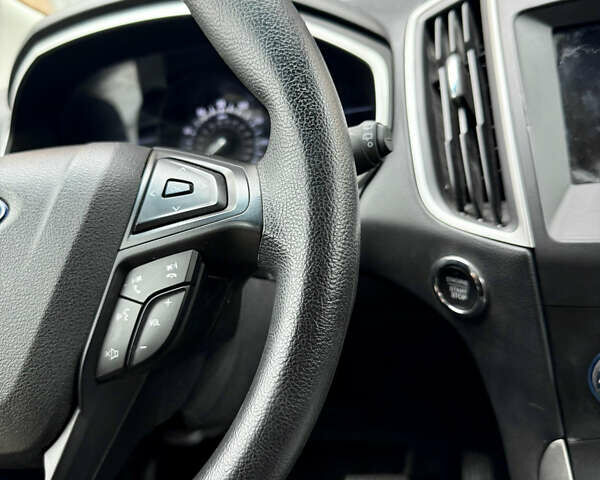 Форд Едж 2020 у Харкові на Automoto.ua Сірий Форд Едж, об'ємом двигуна 0 л та пробігом 25 тис. км за 16000 $, фото 37 на Automoto.ua