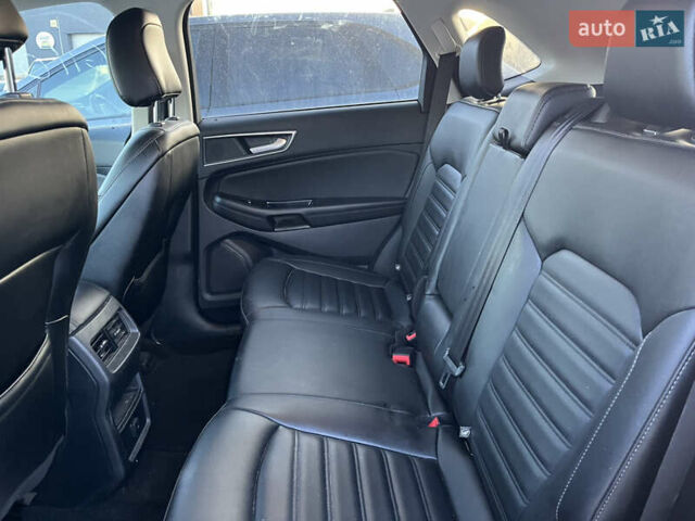 Сірий Форд Едж, об'ємом двигуна 2 л та пробігом 129 тис. км за 12800 $, фото 10 на Automoto.ua
