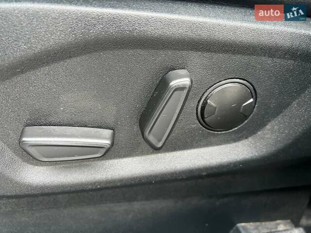 Серый Форд Эдж, объемом двигателя 2 л и пробегом 78 тыс. км за 16500 $, фото 13 на Automoto.ua