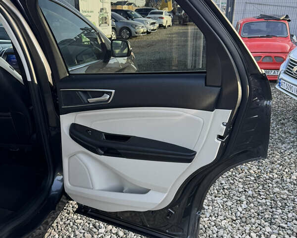 Сірий Форд Едж, об'ємом двигуна 2 л та пробігом 122 тис. км за 19500 $, фото 37 на Automoto.ua