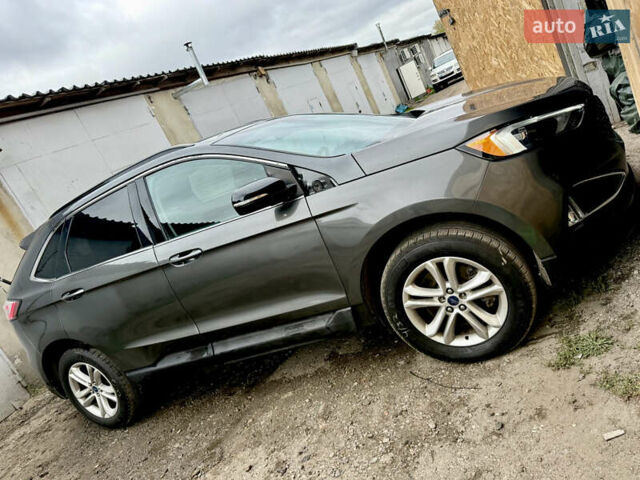 Форд Едж 2020 у Харкові на Automoto.ua Сірий Форд Едж, об'ємом двигуна 0 л та пробігом 25 тис. км за 16000 $, фото 14 на Automoto.ua