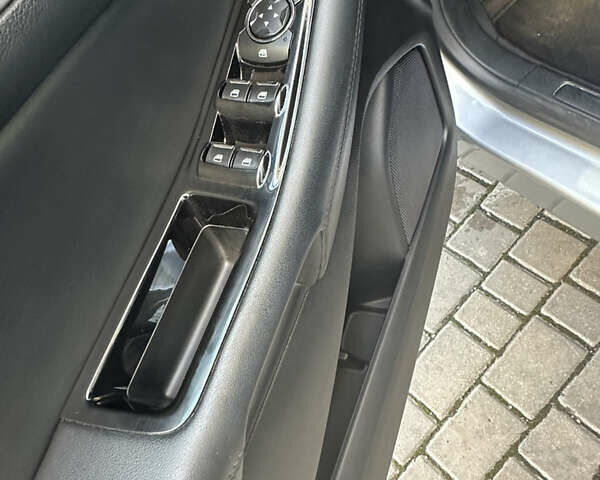 Серый Форд Эдж, объемом двигателя 2 л и пробегом 123 тыс. км за 17300 $, фото 33 на Automoto.ua