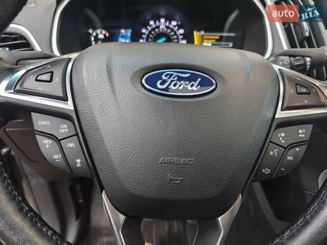 Серый Форд Эдж, объемом двигателя 2 л и пробегом 35 тыс. км за 18300 $, фото 19 на Automoto.ua