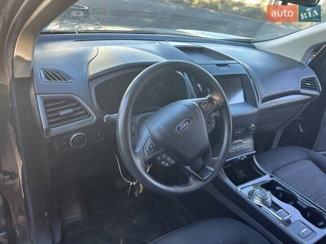 Форд Эдж 2020 в Луцке на Automoto.ua Серый Форд Эдж, объемом двигателя 2 л и пробегом 180 тыс. км за 11500 $, фото 8 на Automoto.ua