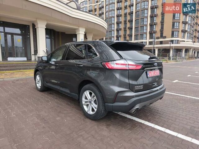 Серый Форд Эдж, объемом двигателя 2 л и пробегом 35 тыс. км за 18300 $, фото 5 на Automoto.ua