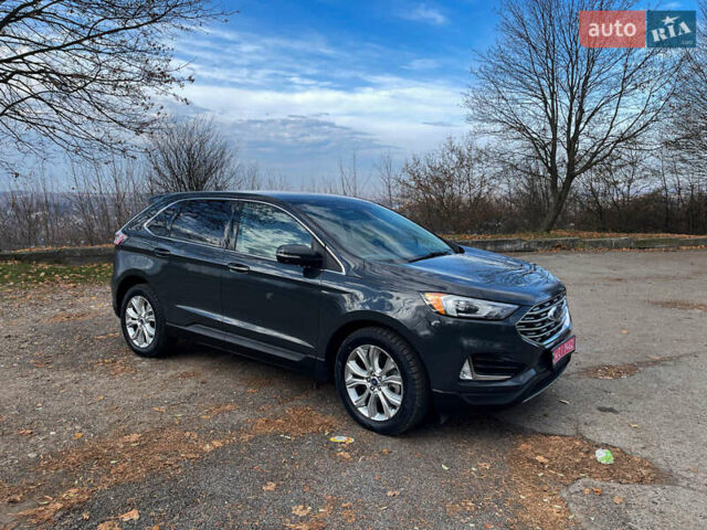 Серый Форд Эдж, объемом двигателя 2 л и пробегом 129 тыс. км за 18999 $, фото 3 на Automoto.ua