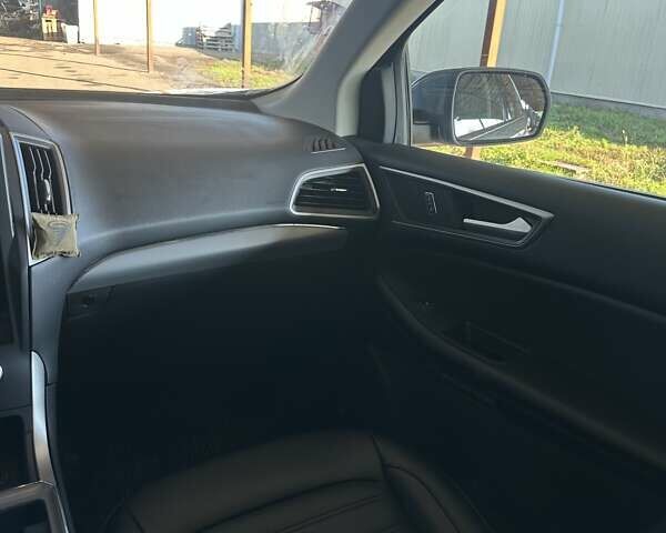 Серый Форд Эдж, объемом двигателя 2 л и пробегом 111 тыс. км за 22300 $, фото 29 на Automoto.ua