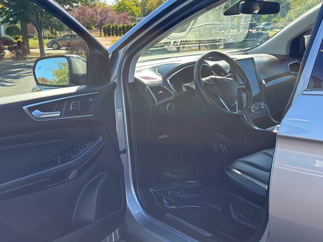 Сірий Форд Едж, об'ємом двигуна 2 л та пробігом 26 тис. км за 11200 $, фото 7 на Automoto.ua