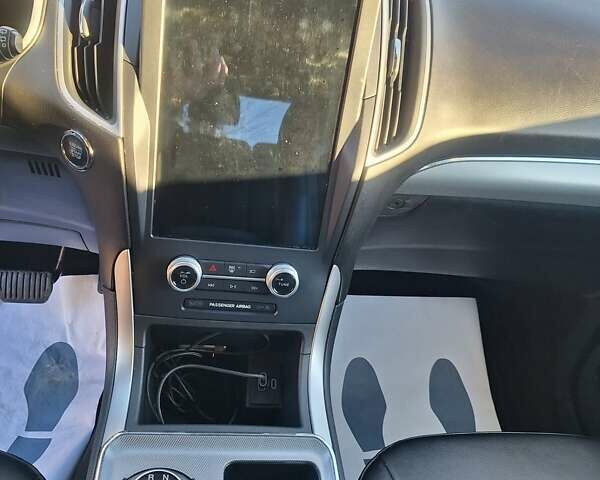 Сірий Форд Едж, об'ємом двигуна 2 л та пробігом 110 тис. км за 17499 $, фото 51 на Automoto.ua
