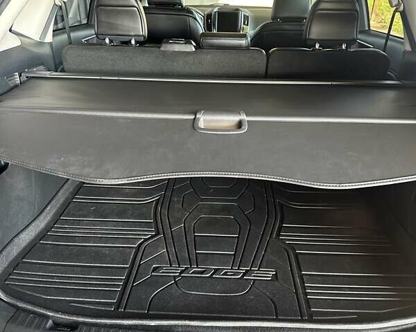 Серый Форд Эдж, объемом двигателя 2 л и пробегом 111 тыс. км за 22300 $, фото 43 на Automoto.ua