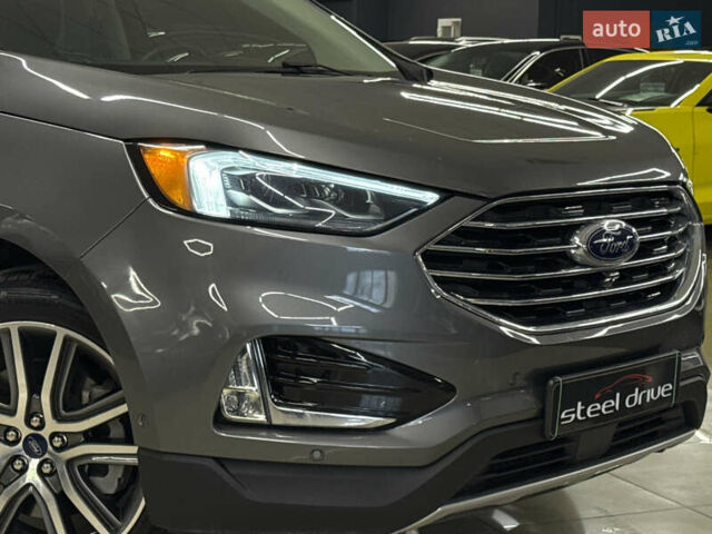 Серый Форд Эдж, объемом двигателя 2 л и пробегом 46 тыс. км за 23999 $, фото 4 на Automoto.ua