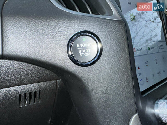 Серый Форд Эдж, объемом двигателя 2 л и пробегом 111 тыс. км за 22999 $, фото 20 на Automoto.ua