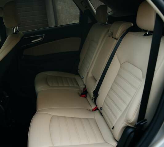 Серый Форд Эдж, объемом двигателя 2 л и пробегом 202 тыс. км за 18700 $, фото 21 на Automoto.ua