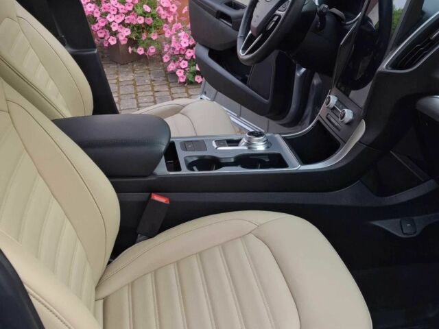 Сірий Форд Едж, об'ємом двигуна 0 л та пробігом 41 тис. км за 13400 $, фото 6 на Automoto.ua