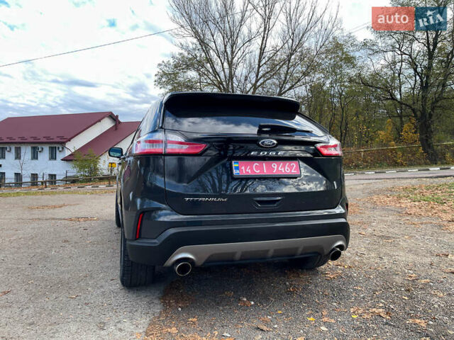 Серый Форд Эдж, объемом двигателя 2 л и пробегом 129 тыс. км за 18999 $, фото 6 на Automoto.ua