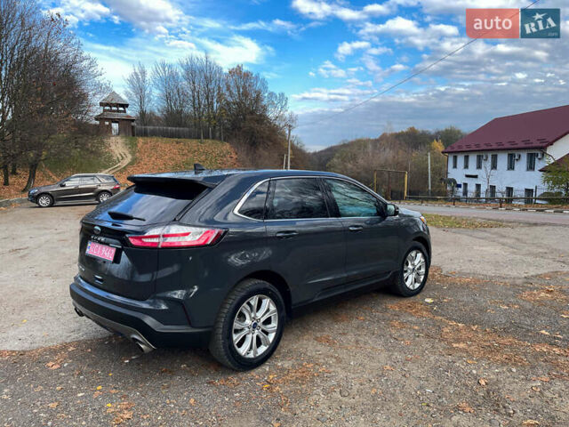 Серый Форд Эдж, объемом двигателя 2 л и пробегом 129 тыс. км за 18999 $, фото 4 на Automoto.ua